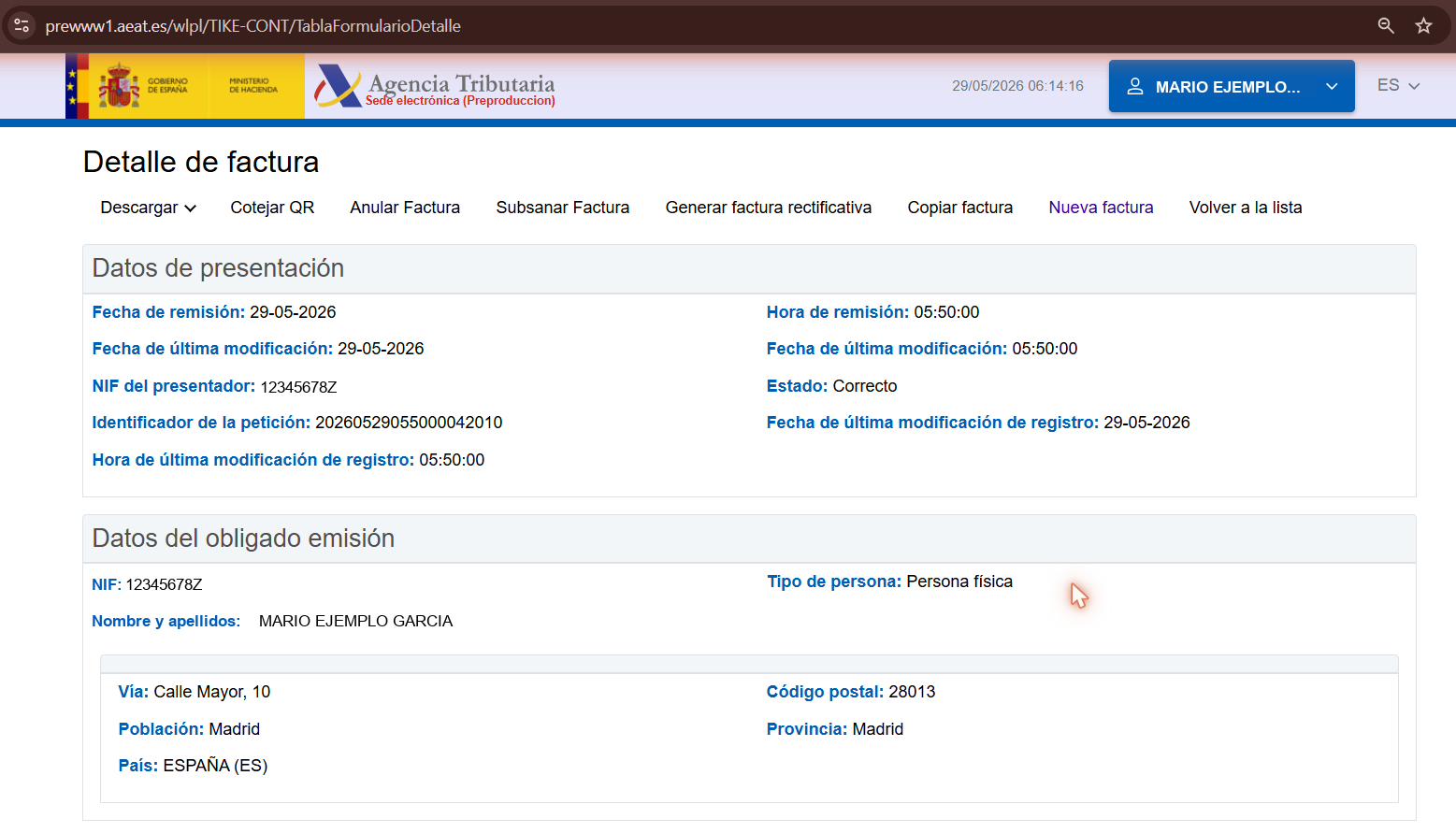 Detalle de una factura emitida en la app de la AEAT con la barra de acciones: Descargar, Cotejar QR, Anular Factura, Subsanar Factura, Generar factura rectificativa y Copiar factura, además de los datos de presentación con estado «Correcto».